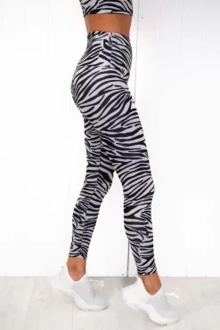 Onzie High Rise Legging - Kalahari -Sportswear Shop DSC 4731 scaled
