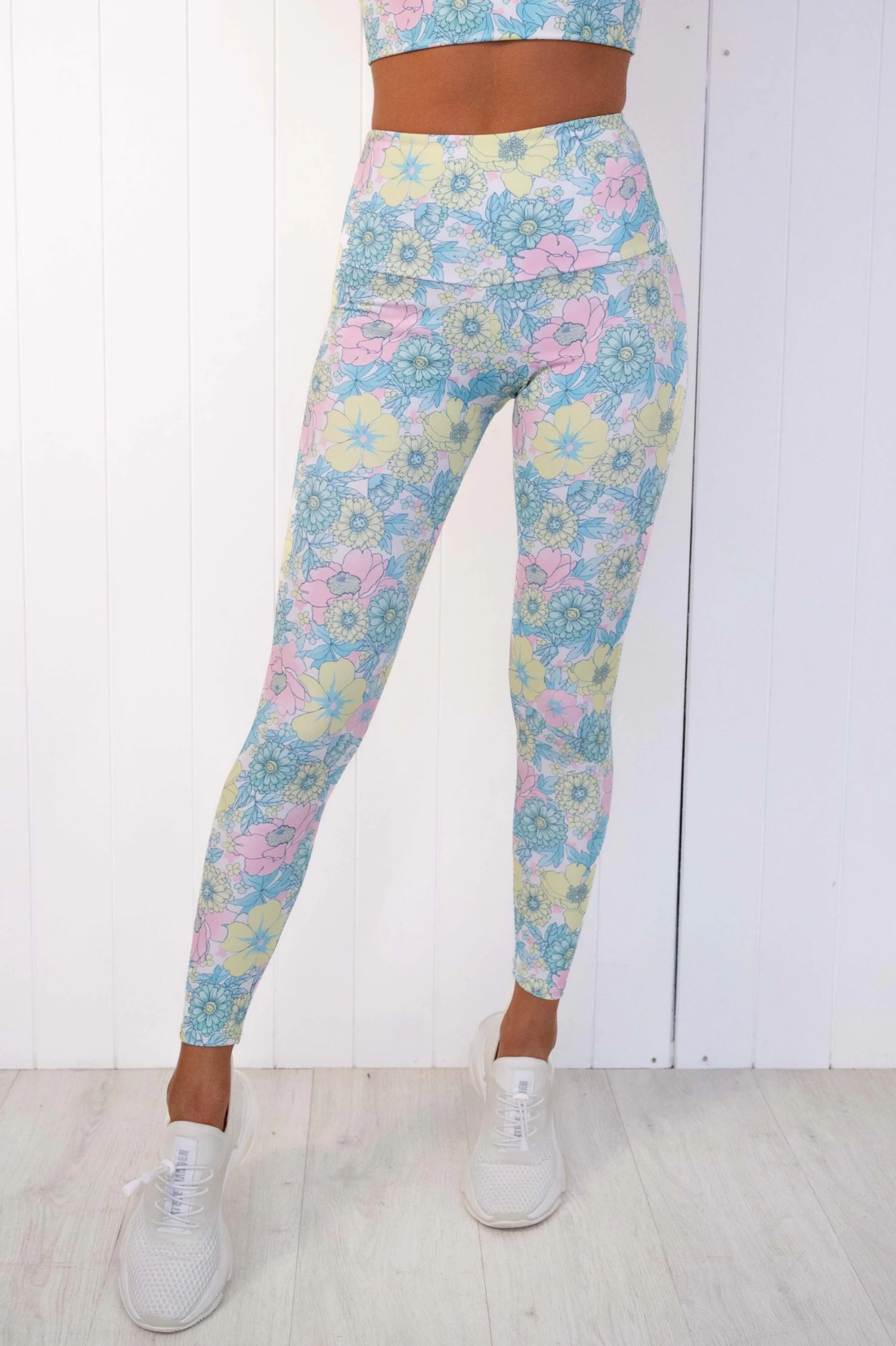 Onzie High Rise Legging - Abbey Road 4 Onzie High Rise Legging - Abbey Road - Image 4