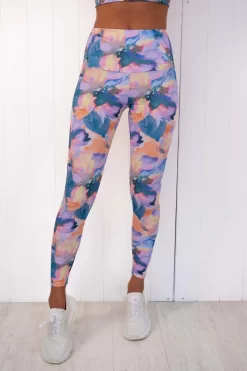 Onzie High Rise Legging - Flora Aura -Sportswear Shop DSC 5402 scaled