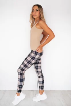 Aim'n Solid Beige Luxe Seamless Singlet -Sportswear Shop DSC 8531 scaled