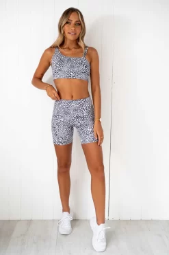 Onzie Snow Cub High Rise Mini Bike Short -Sportswear Shop DSC 9297 scaled