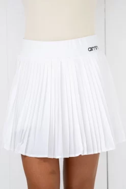 Aim'n White Pleat Skort