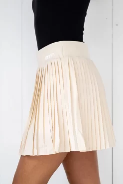 Aim'n Oat White Pleat Skort -Sportswear Shop PUREDASH 1183 scaled