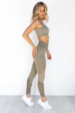 Aim'n Wild Olive Ribbed Seamless Bra 13 Aim'n Wild Olive Ribbed Seamless Bra -Sportswear Shop PureDash 113 30a4756d d304 43bc 99f9 625601469d79