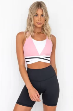 Define Sports Bra -Sportswear Shop PureDash 132 e72d4ab2 0e49 4466 959f 71a7fd64cff2