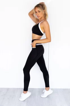 Riviera Legging - Black -Sportswear Shop PureDash 184 32656d8e 8830 4e10 b3fd 788dbf28a1bb