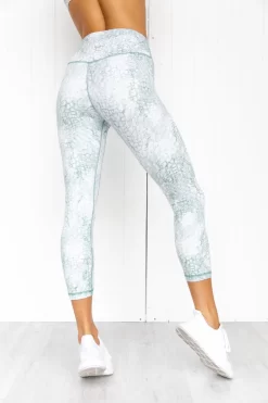 Mystic 3/4 Legging - Mist -Sportswear Shop PureDash 358 d4bf9baf 5efc 487f b2e3 1654d920fc22
