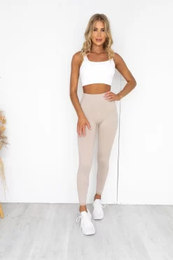 Aim'n White Luxe Seamless Bra -Sportswear Shop PureDash 448 f2ce1274 74cf 466e bf79 aed72fb8899a