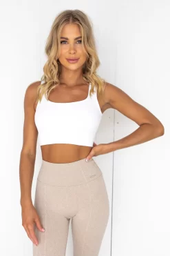 Aim'n White Luxe Seamless Bra -Sportswear Shop PureDash 452 ba045ae9 1d2a 4beb b46a f5ffcdfd0a05