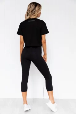 Black Cropped Tee -Sportswear Shop PureDash 82 46fbde55 5fd7 4cc3 97d4 ce8c6ea58cf1