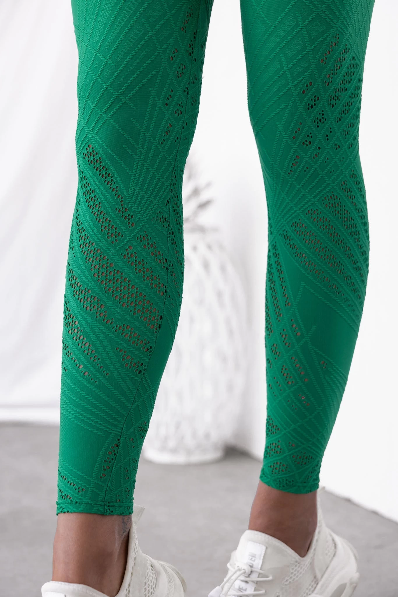 Onzie Selenite 7/8 Tights - Forest 2 Onzie Selenite 7/8 Tights - Forest - Image 2