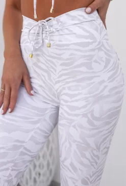 Wild Thing Pocket Legging - Snow 16 Wild Thing Pocket Legging - Snow -Sportswear Shop PureDash03 11 2022 377