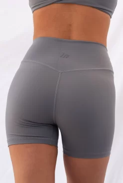 Zero Rise Everyday Midway Shorts - Carbon 19 Zero Rise Everyday Midway Shorts - Carbon -Sportswear Shop PureDash03 11 2022 702