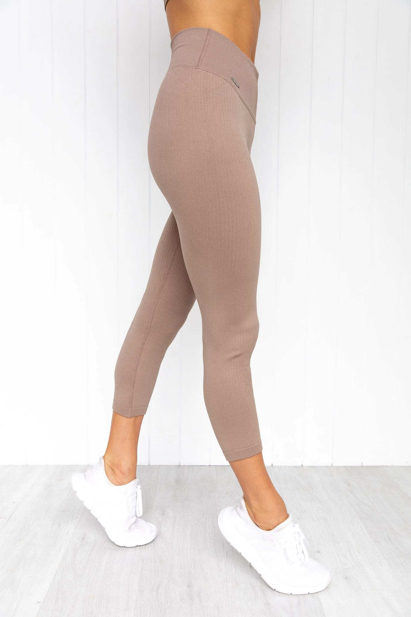 Aim'n Espresso Ribbed Seamless 7/8 Tights 5 Aim'n Espresso Ribbed Seamless 7/8 Tights - Image 5